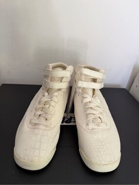 Reebok Freestyle Hi Lux Txt Chalk with tags
